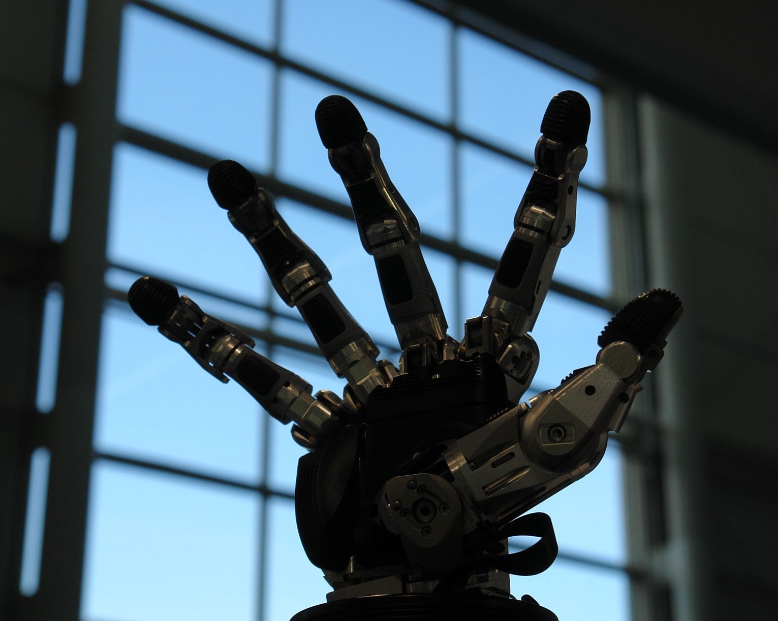 A five-fingered electric dexterous robot hand